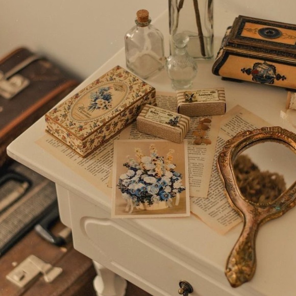 Cottagecore Mystery Box - Picture 3 of 10